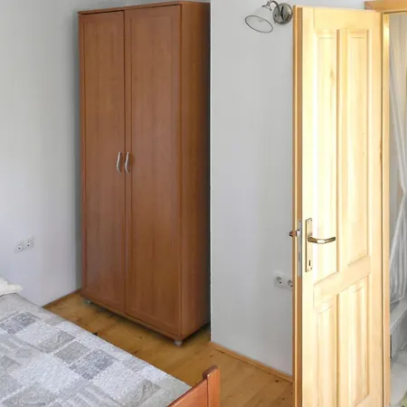 Charming House In + Balcony